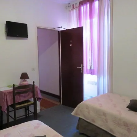 Le Relais Du Pont De Rhodes