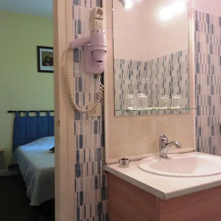 호텔 Le Relais Du Pont De Rhodes Frayssinet