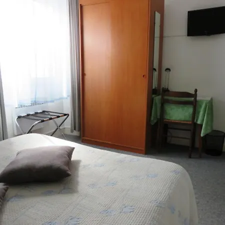 Le Relais Du Pont De Rhodes Frayssinet