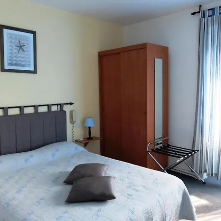 Le Relais Du Pont De Rhodes 호텔 Frayssinet