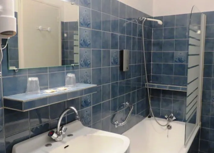 Hotel Le Relais Du Pont De Rhodes Frayssinet