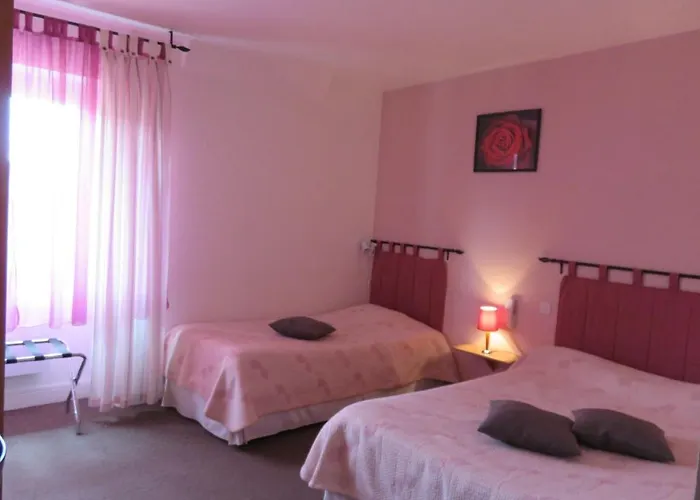 Hotel Le Relais Du Pont De Rhodes