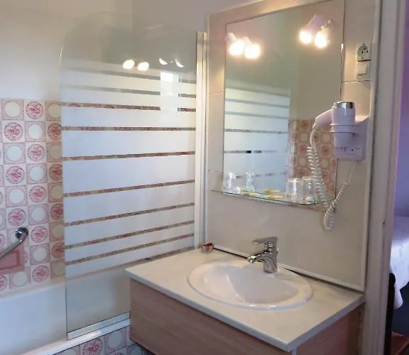 Hotel Le Relais Du Pont De Rhodes Frayssinet