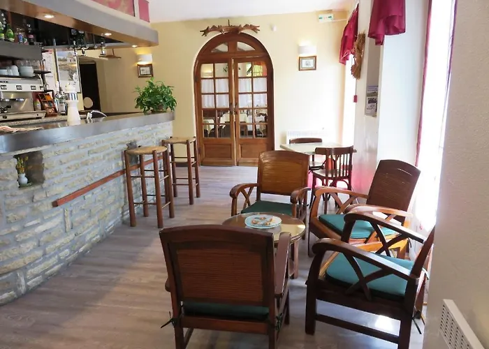 Le Relais Du Pont De Rhodes 2* Frayssinet